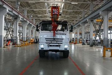 Автокран Ивановец КС-35714К-2